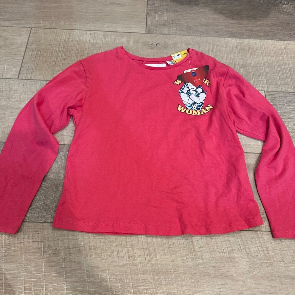 LEFTIES GIRLS PINK LONG SLEEVE SUPER WOMAN SHIRT 9/10 NEW